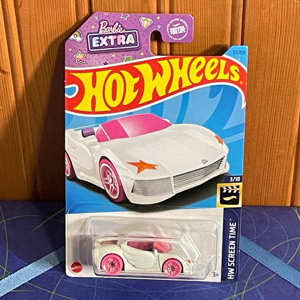 🔥3 for $15 Sale- NIB- Hot Wheels Barbie Extra car
